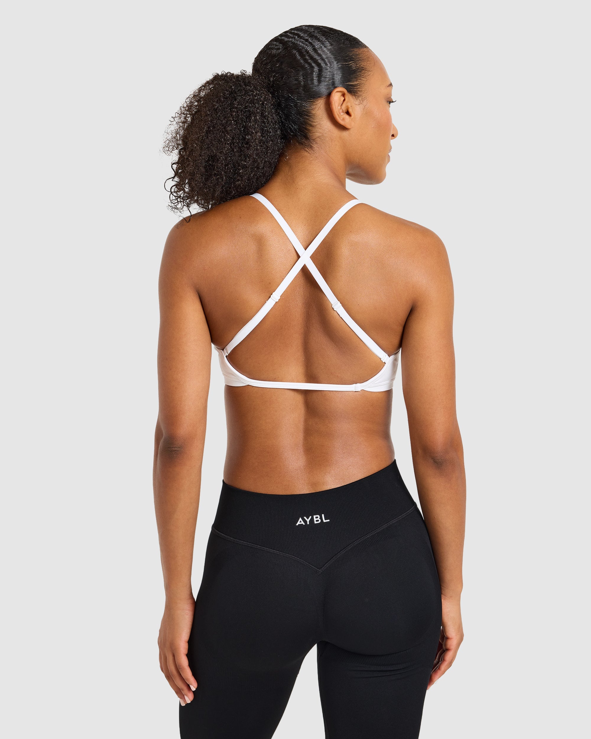 Adapt Seamless Strappy Sports Bra - Blanc