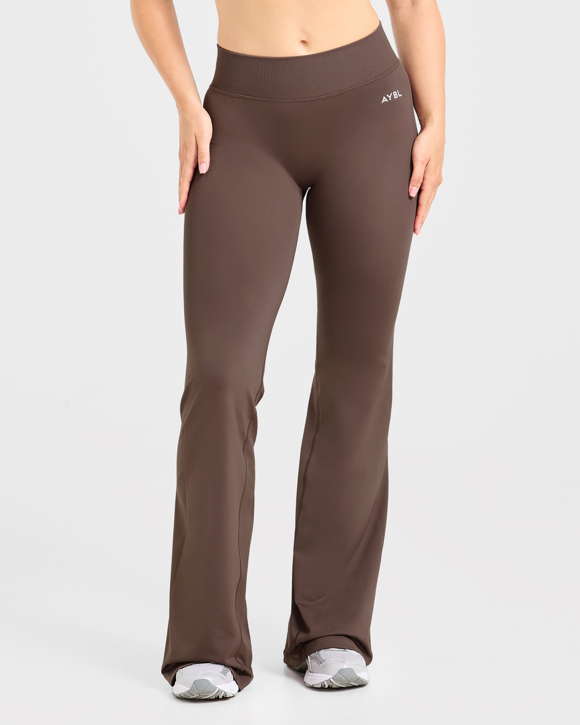 Adapt Seamless Flared Leggings - Marron