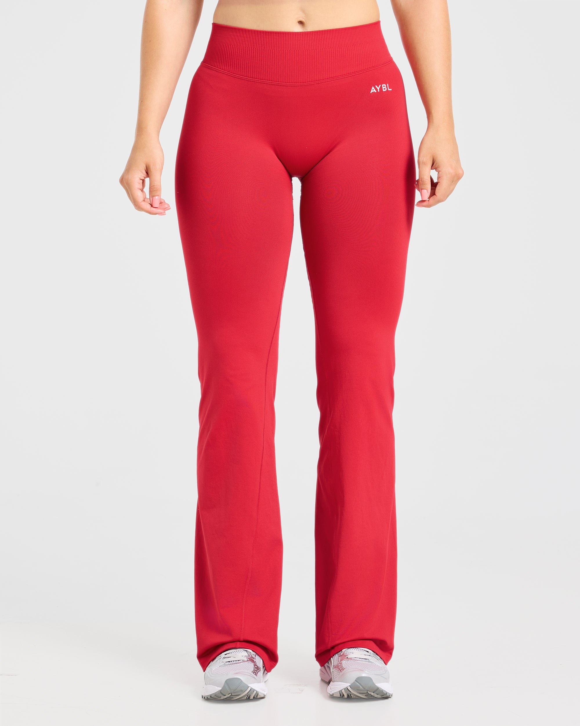 Enhance Seamless Flared Leggings - Rouge