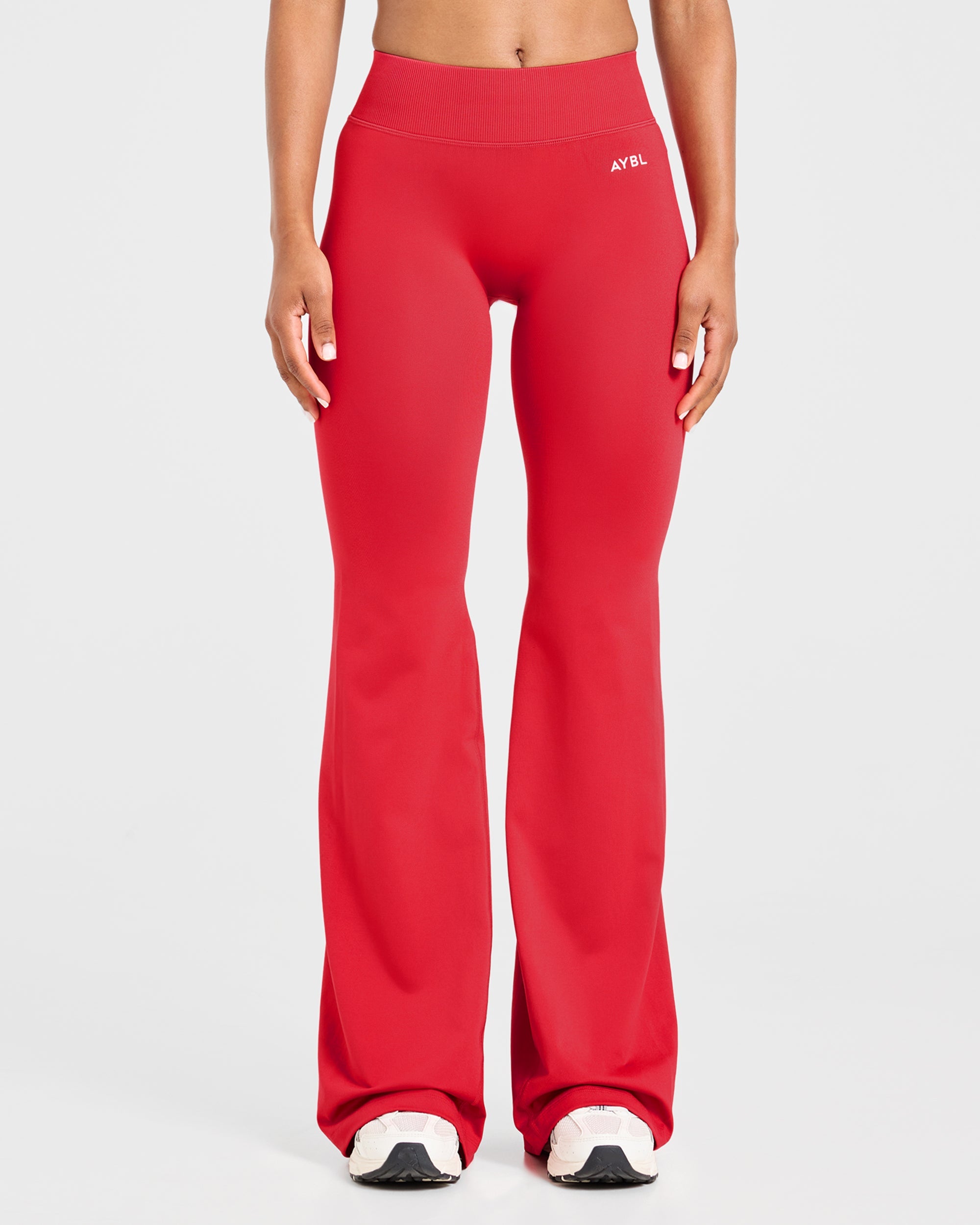 Adapt Seamless Flared Leggings - Salsa Rouge