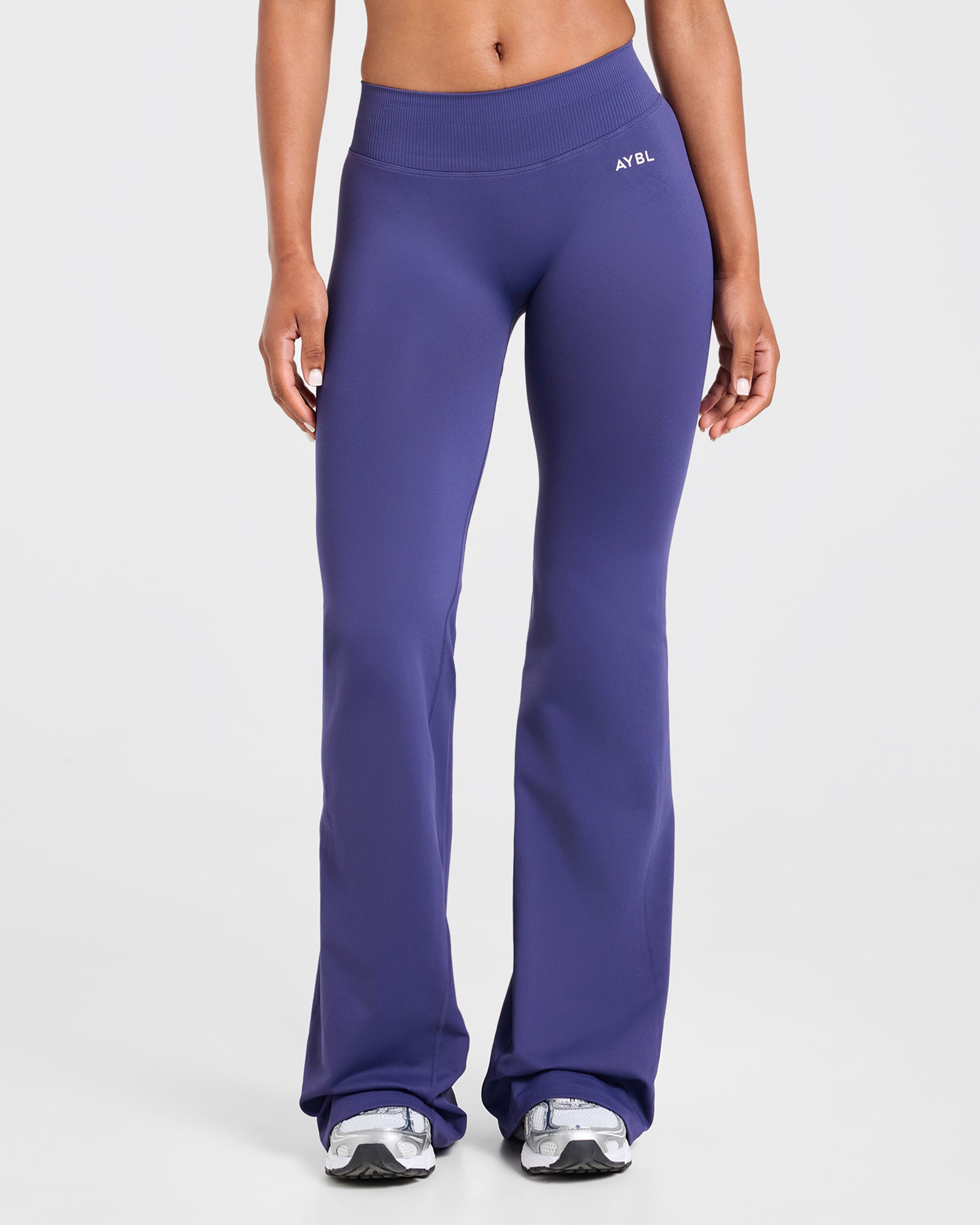 Enhance Seamless Flared Leggings - Storm Bleu