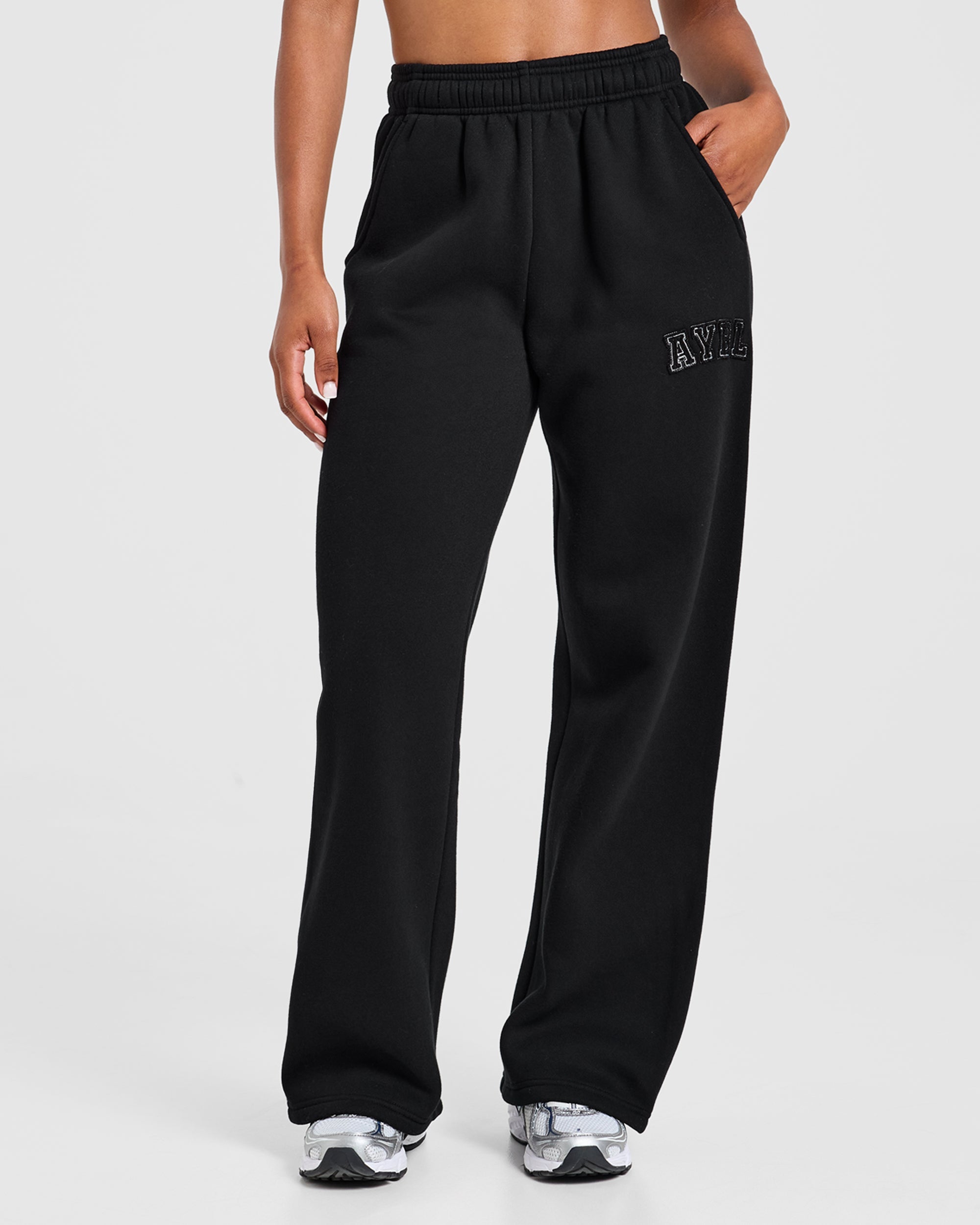 Varsity Applique Oversized Straight Leg Joggers - Noir