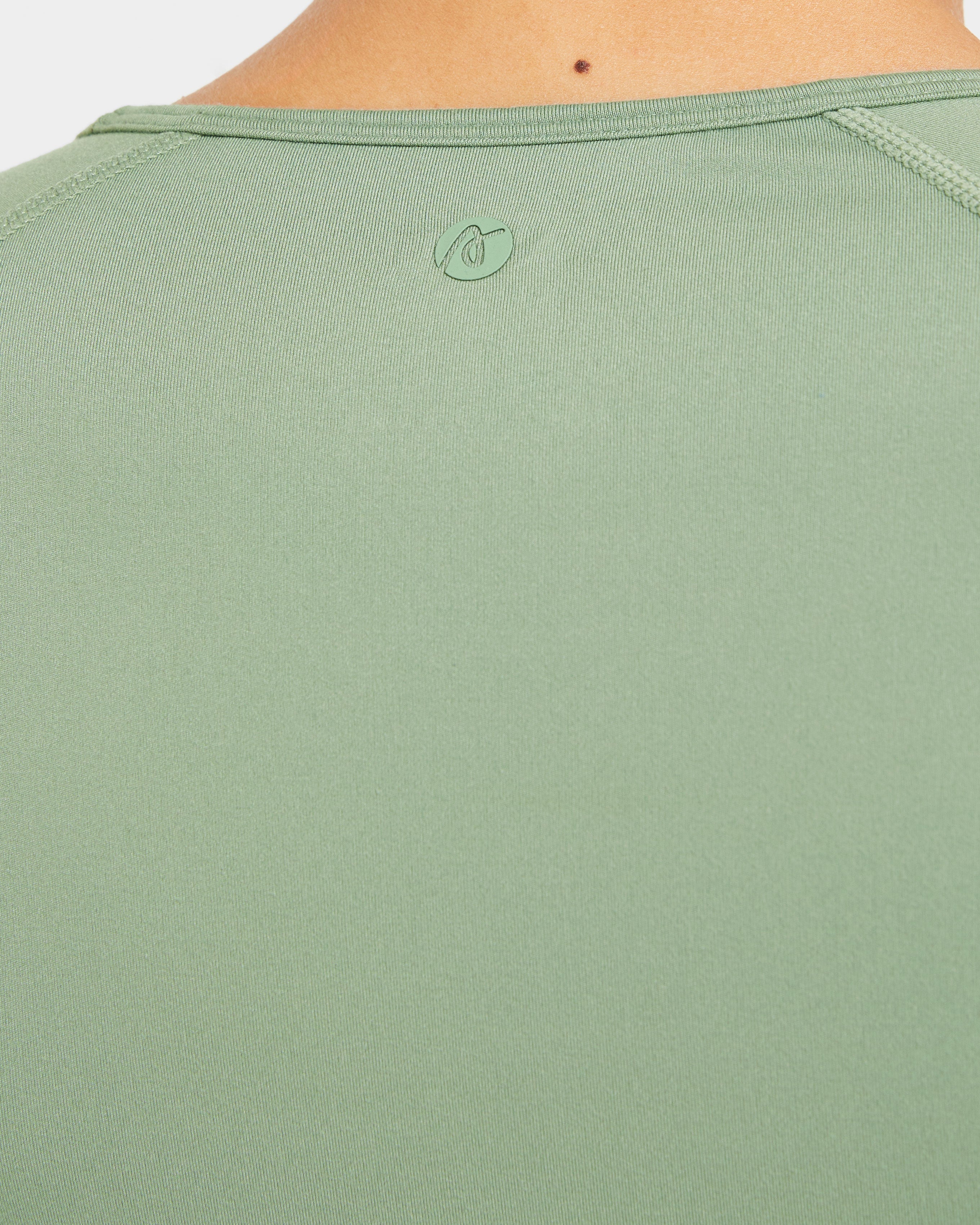Staple Crop Top - Olive Vert