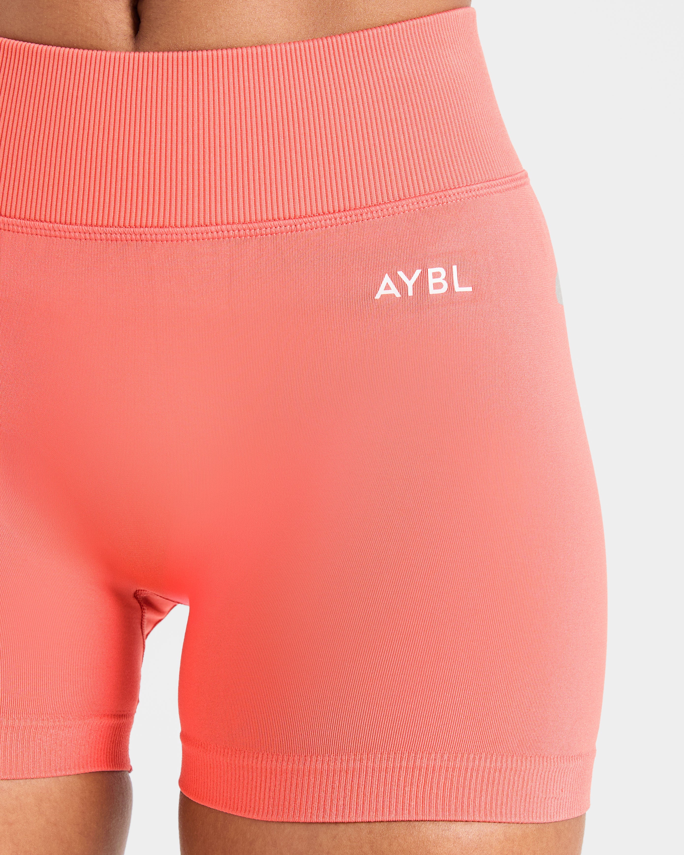 Adapt Seamless Shorts | 4.5" - Summer Pêche