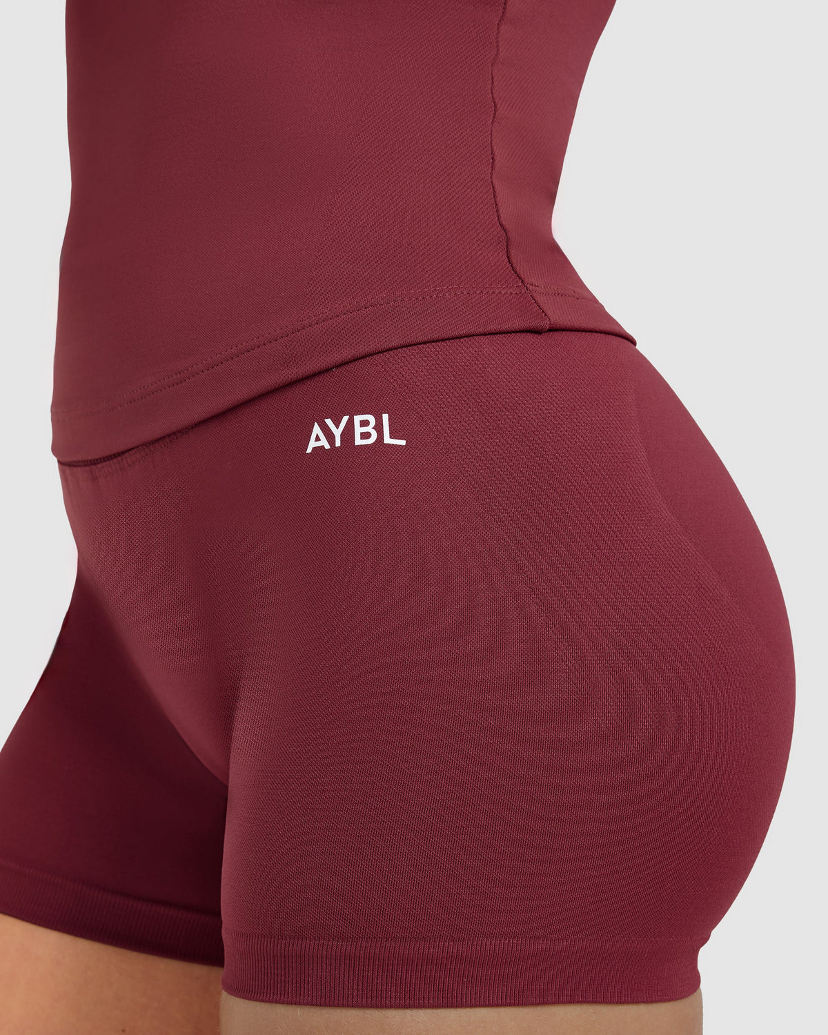 Enhance Seamless Long Sleeve Top - Mahogany Rouge