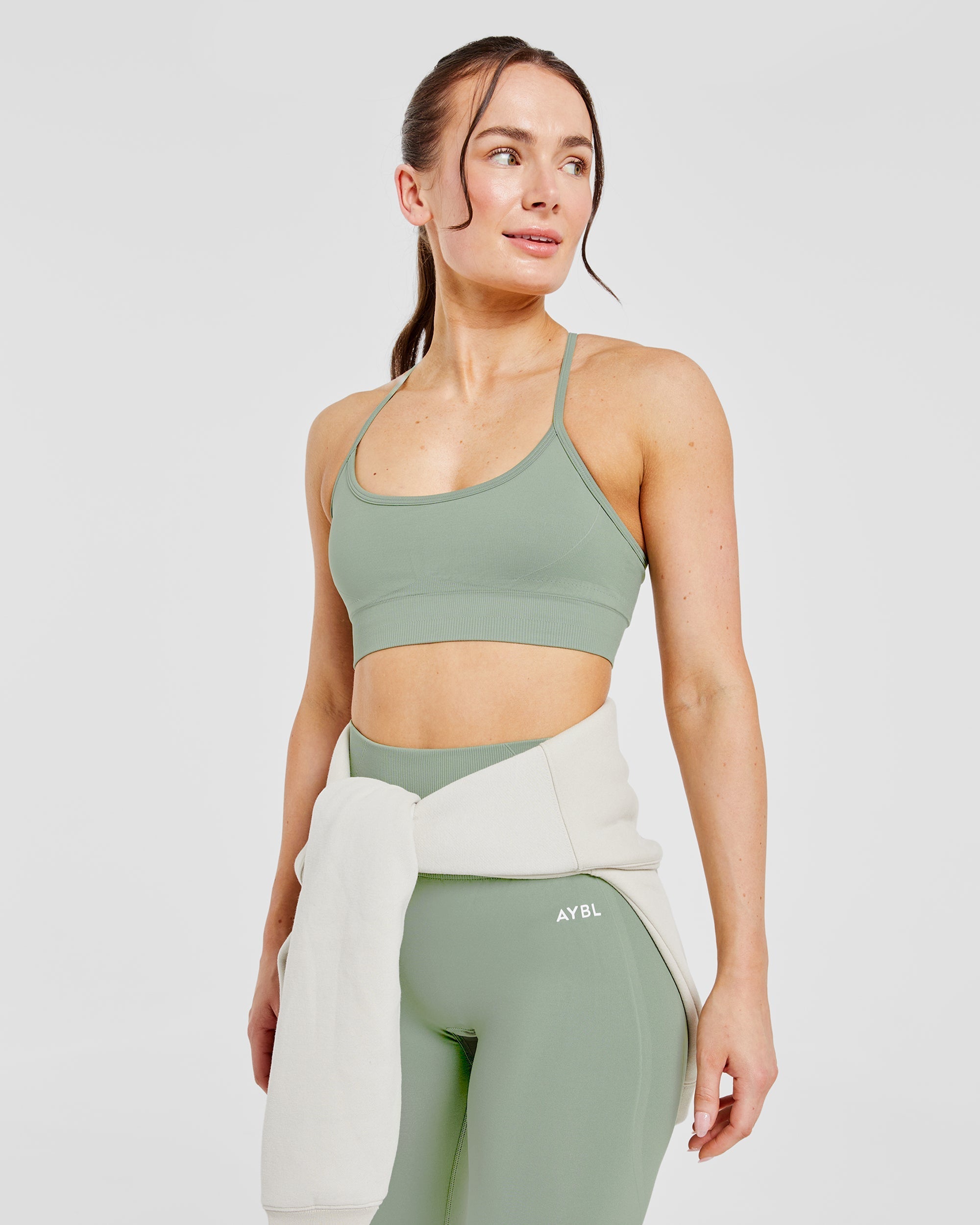 Empower Seamless Sports Bra - Grove Vert