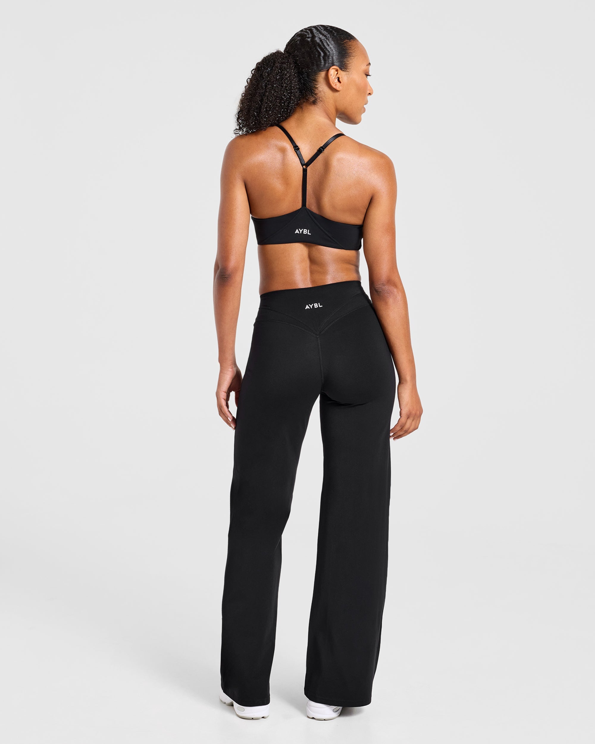 Engage Sports Bra - Noir