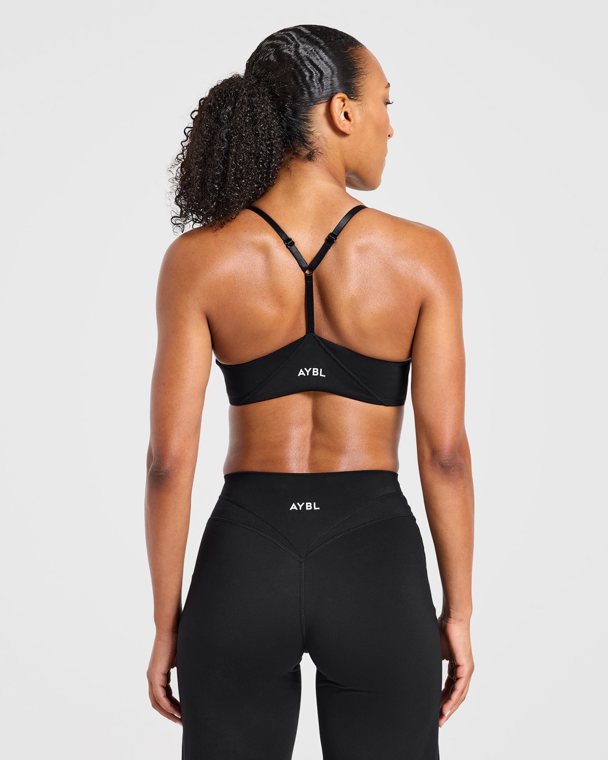 Engage Sports Bra - Noir