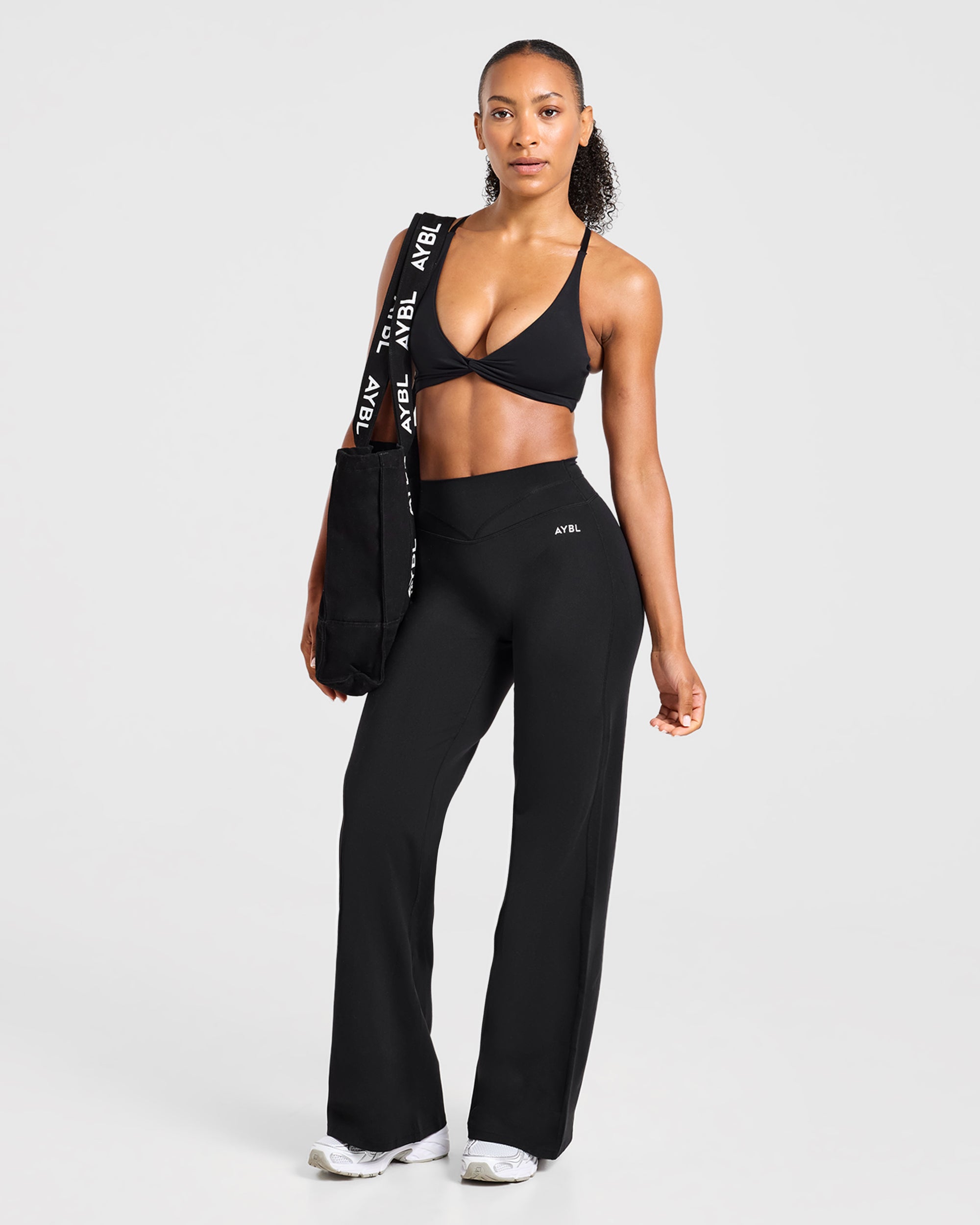 Engage Straight Leg Leggings - Noir
