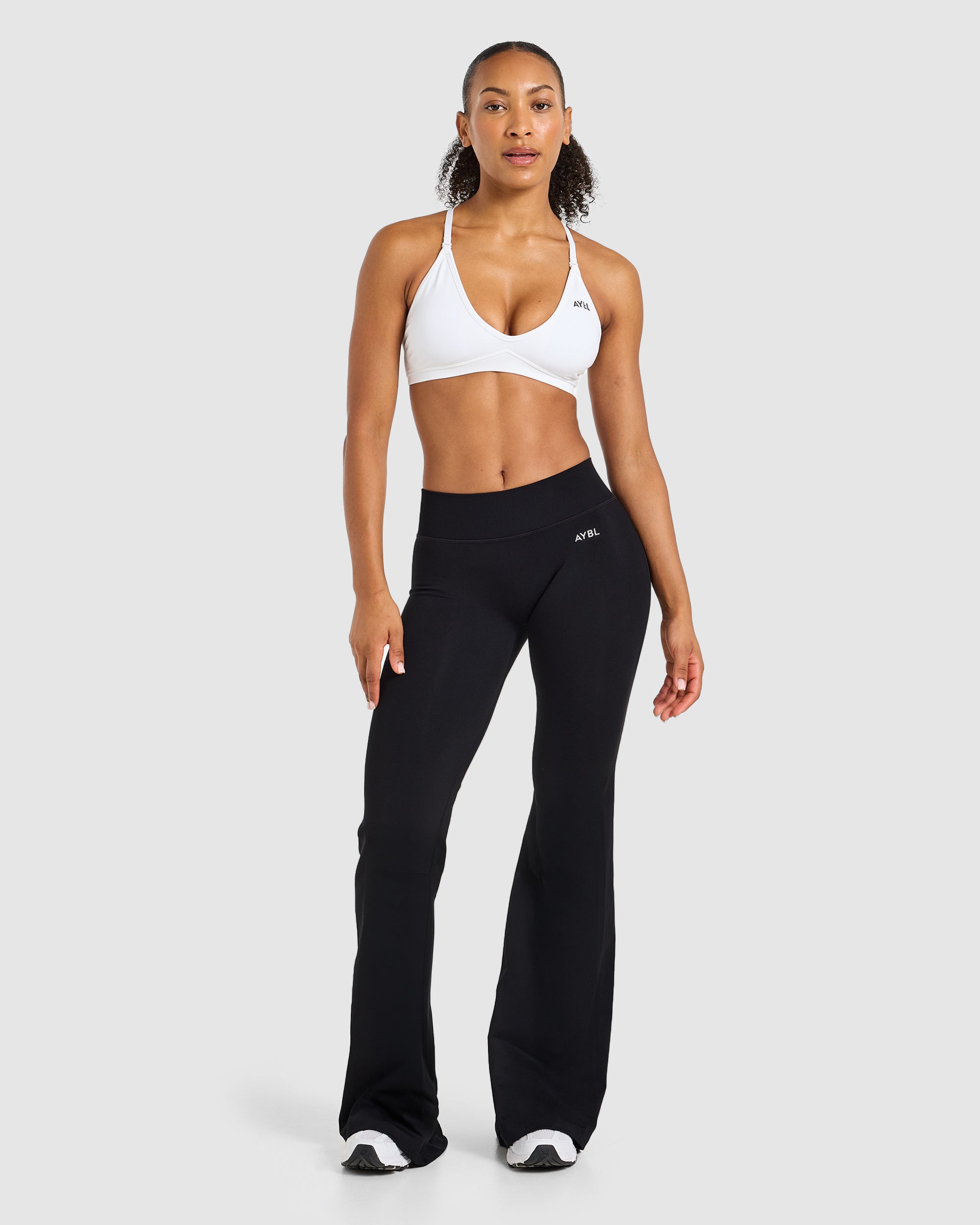Adapt Seamless Strappy Sports Bra - Blanc