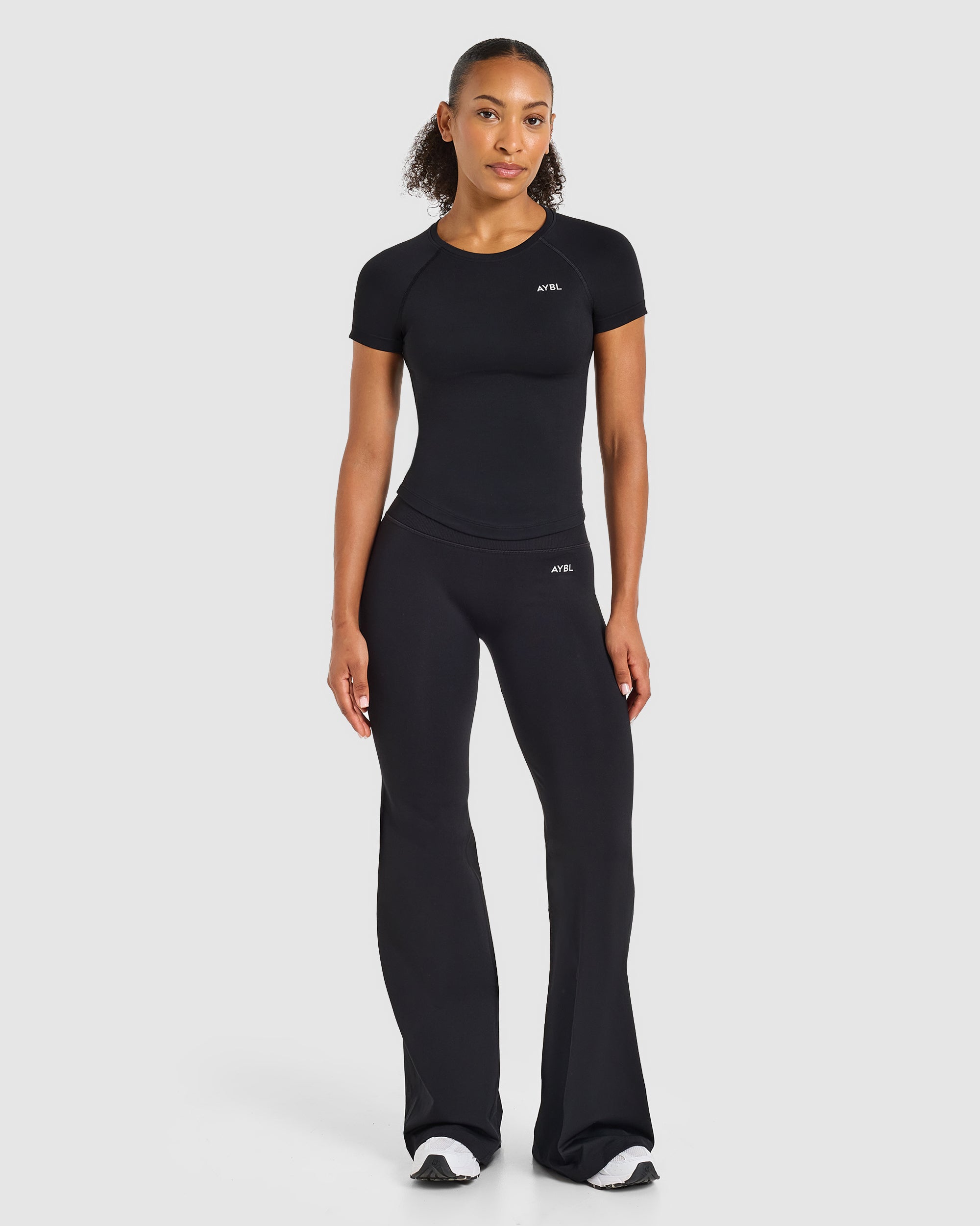 Enhance Seamless Short Sleeve Top - Noir