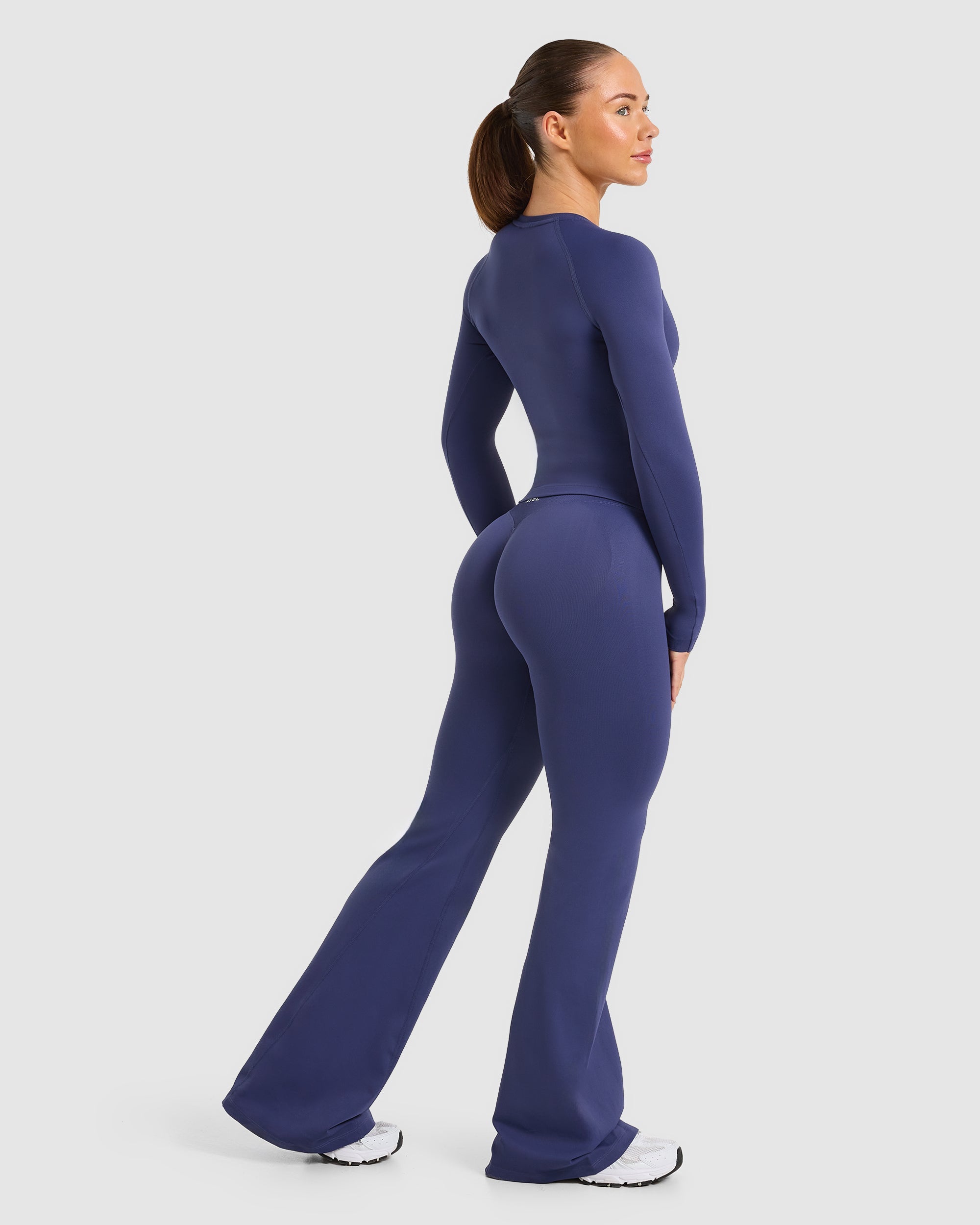 Enhance Seamless Long Sleeve Top - Storm Bleu