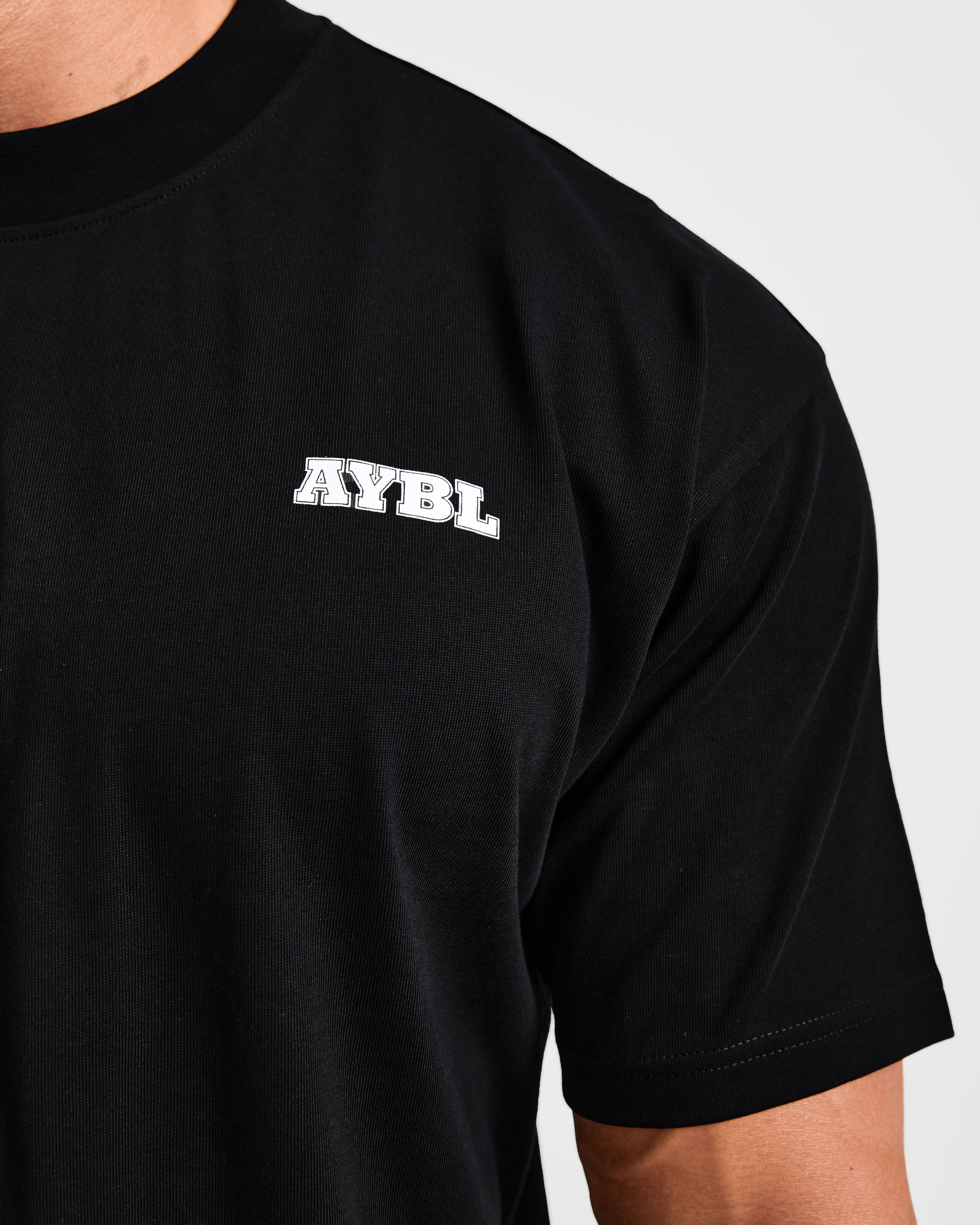 Global Oversized T Shirt - Noir/Rouge