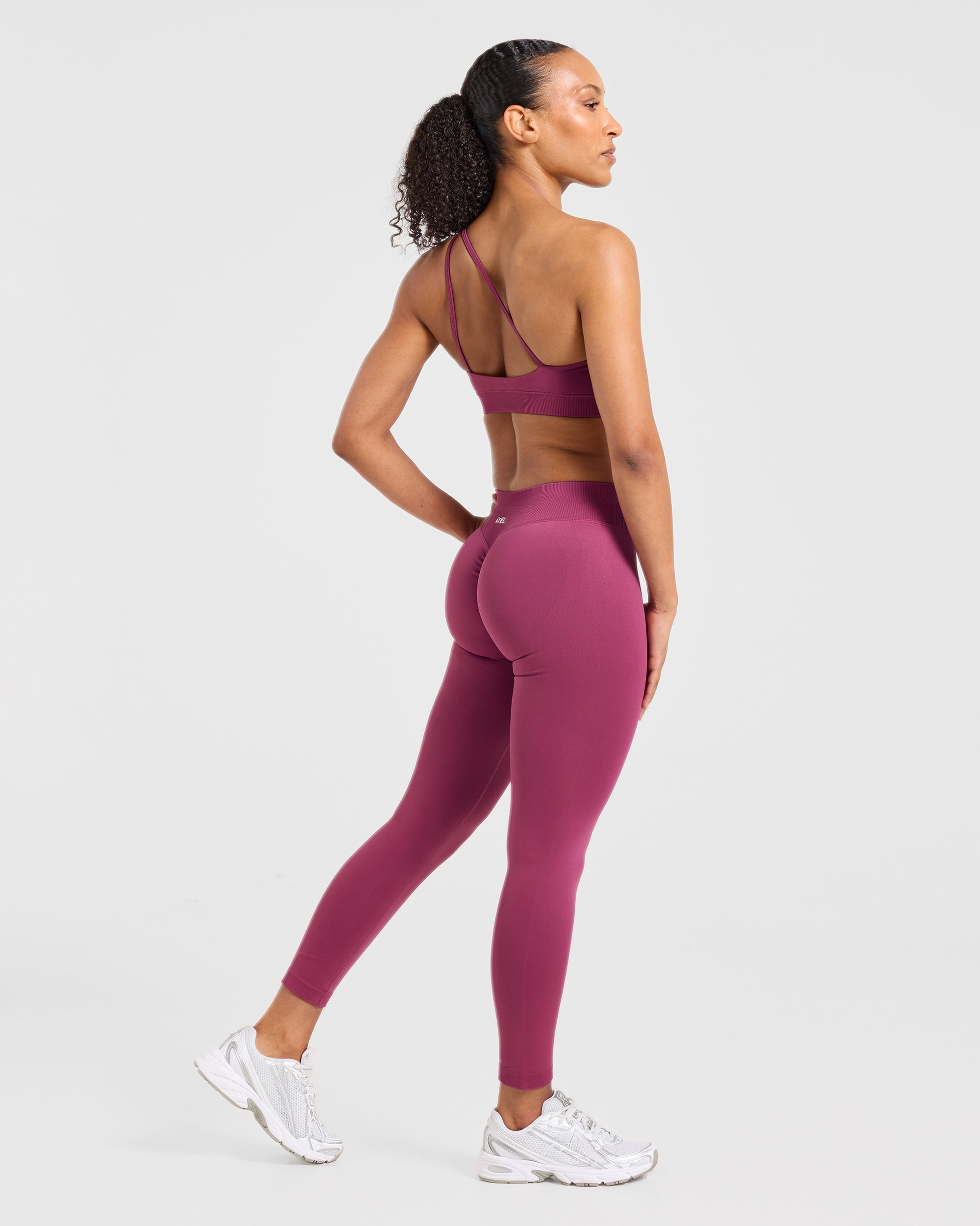 Enhance Seamless One Shoulder Sports Bra - Dusky Rose