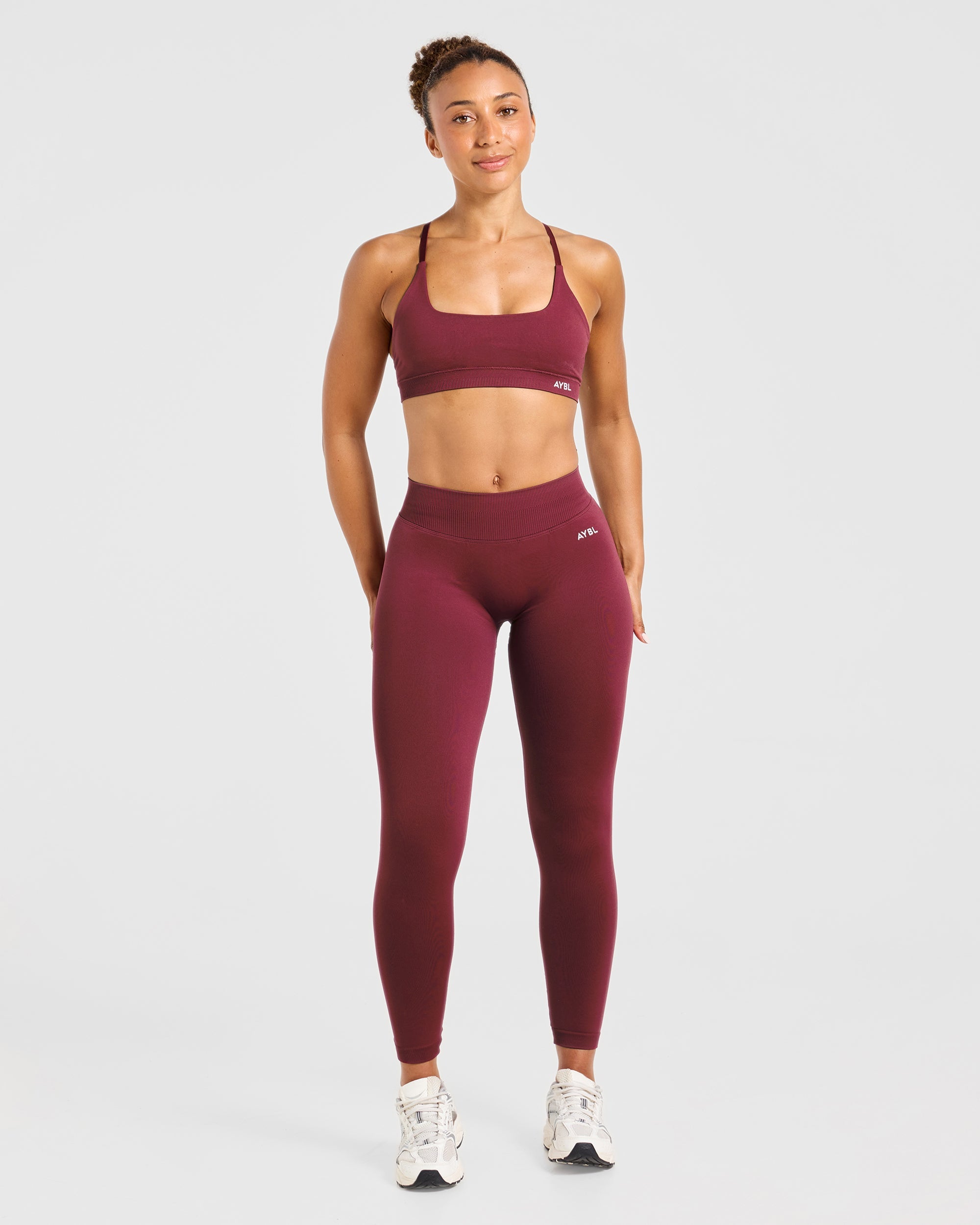 Enhance Seamless Sports Bra - Mahogany Red