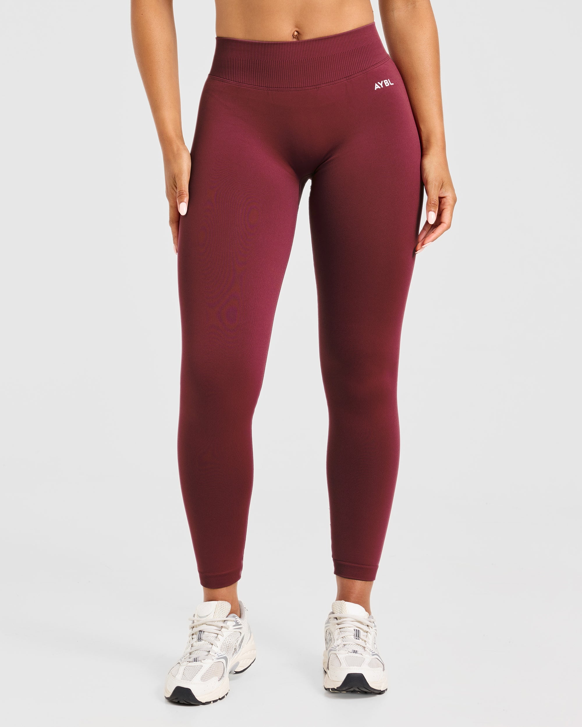Enhance Seamless Leggings - Mahogany Red