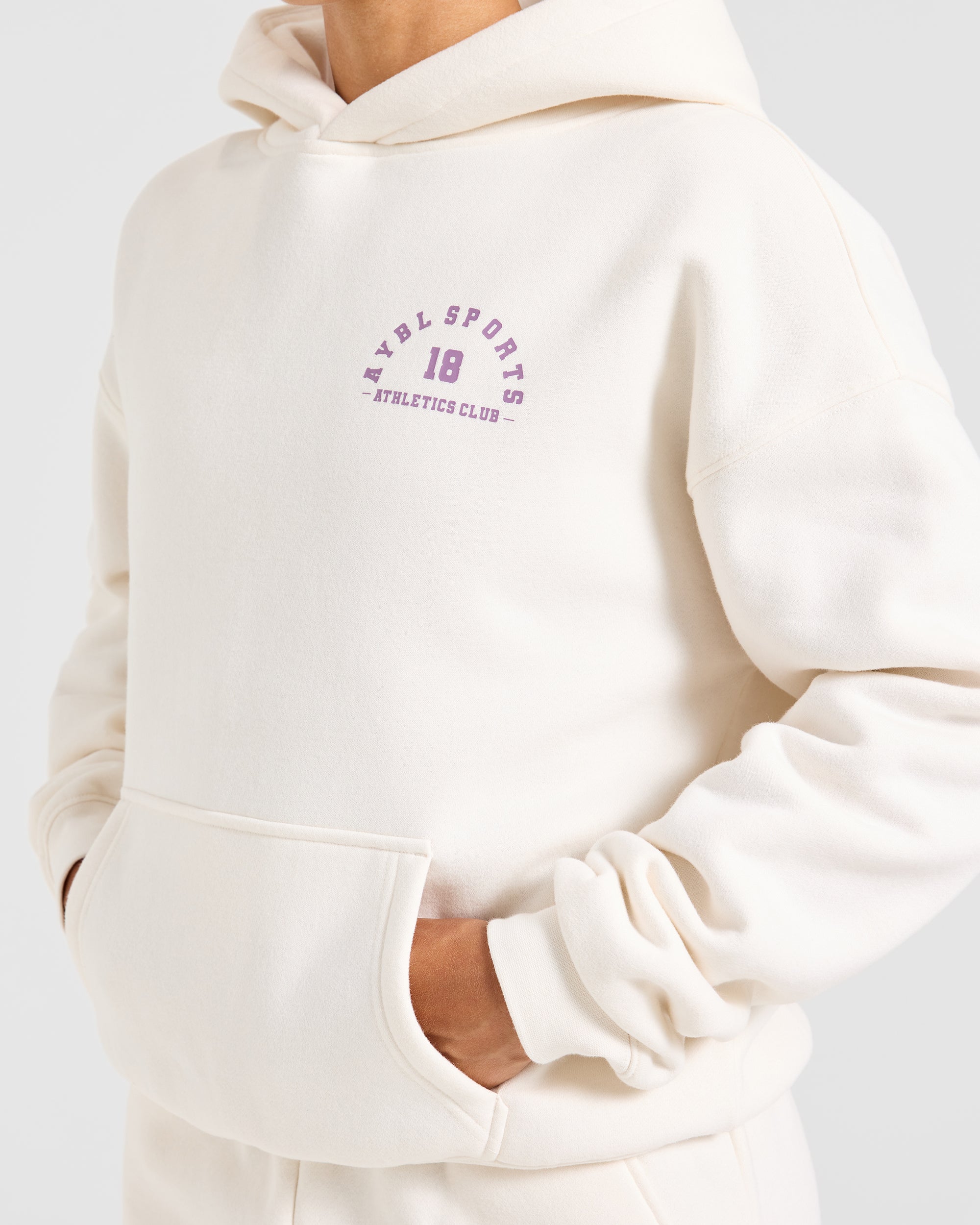 AYBL Sports 18 Oversized Hoodie - Off Blanc