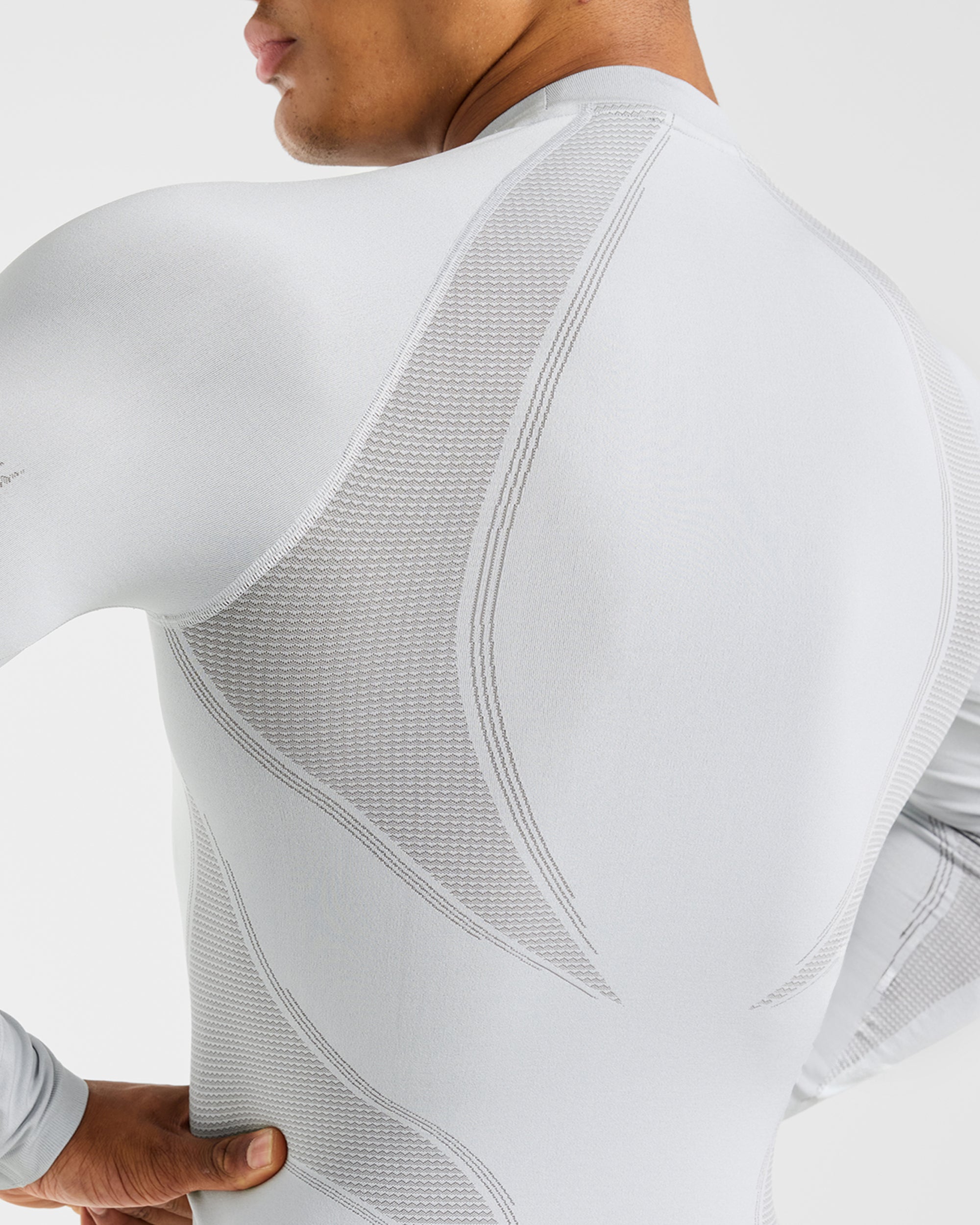 Charge Seamless Long Sleeve T Shirt - Light Gris