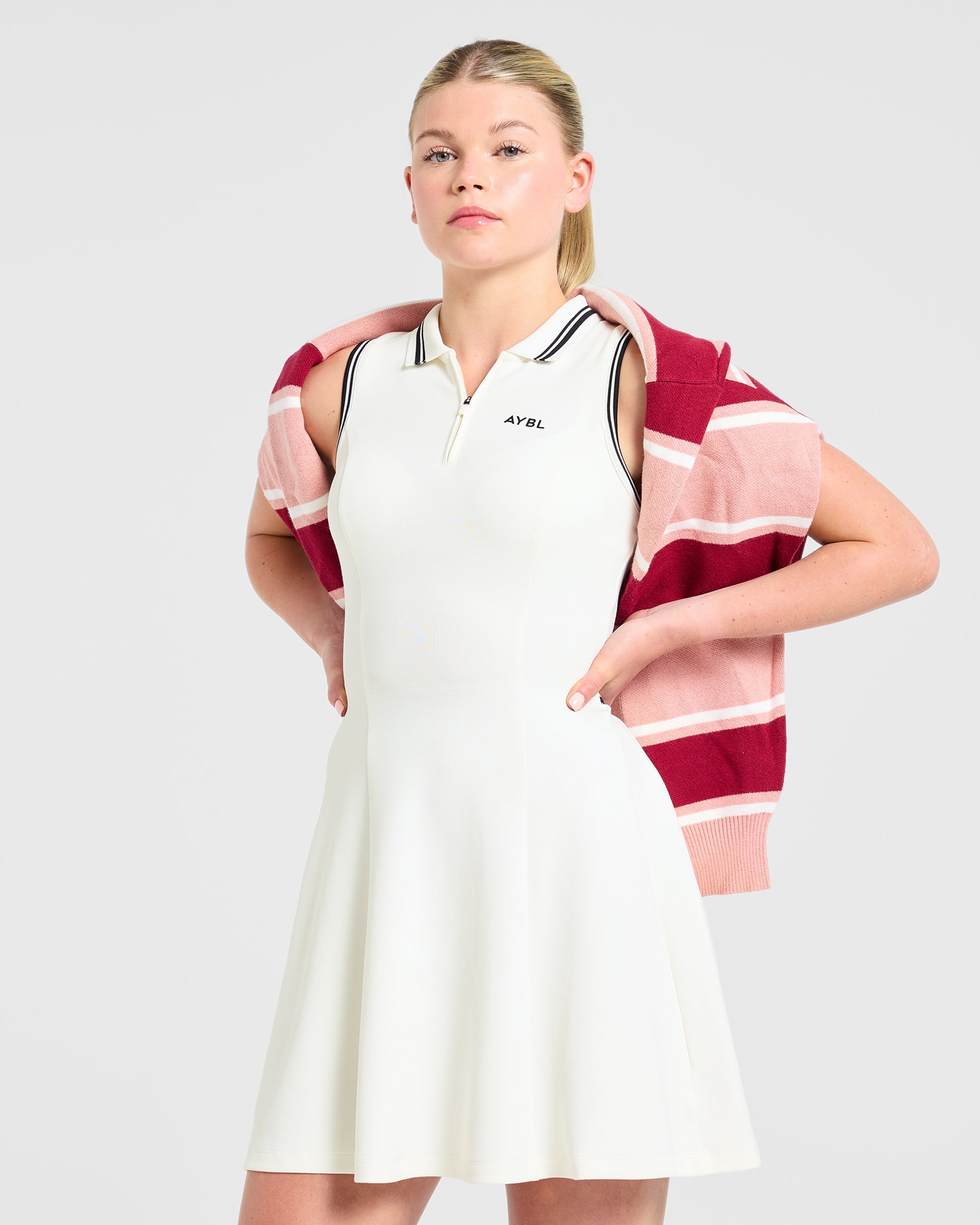 Classic Pleated Dress - Blanc