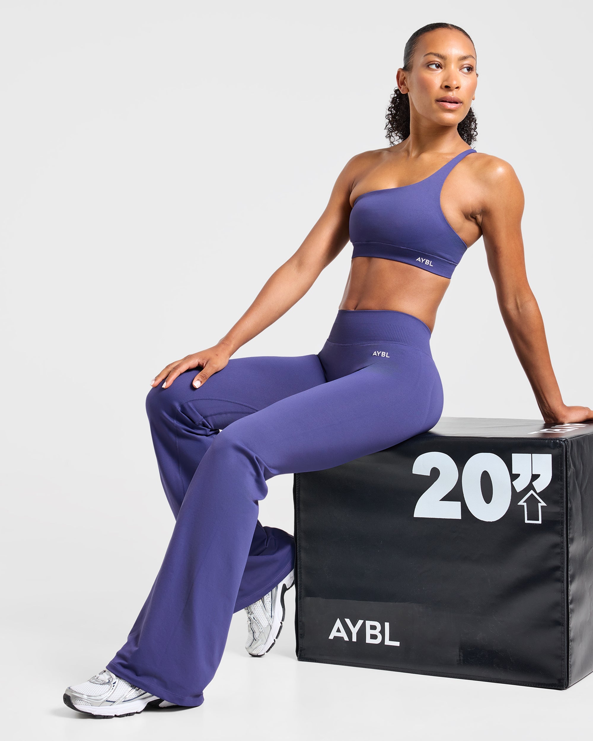 Enhance Seamless Flared Leggings - Storm Bleu