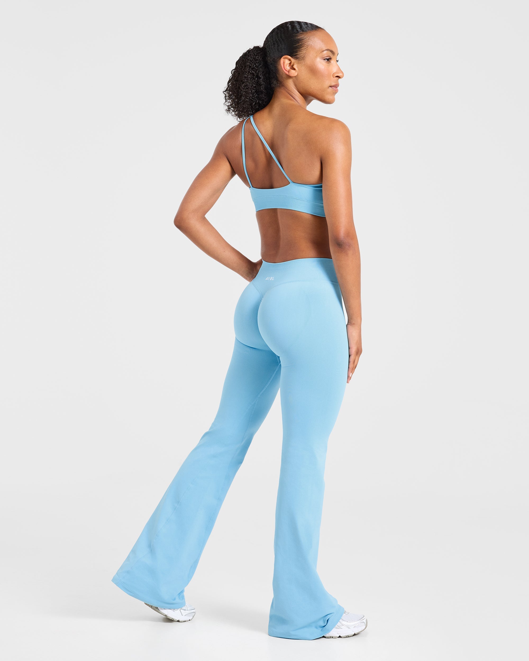 Enhance Seamless Flared Leggings - Powder Bleu